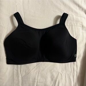 Natori Yogi Convertible Sports Bra